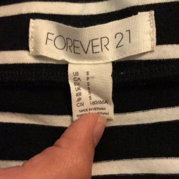 Forever21 skirt - Picture 2 of 2